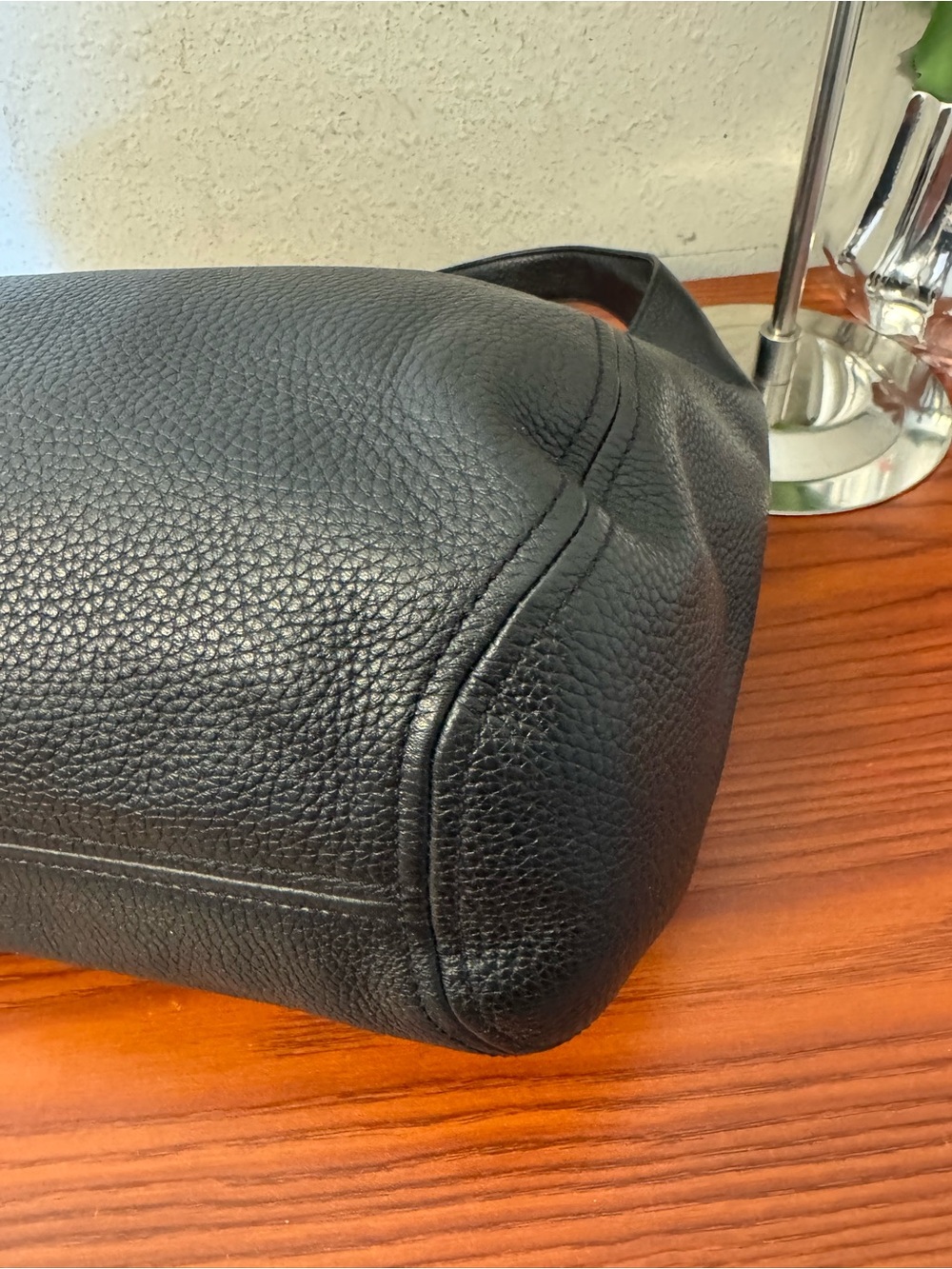 Michael Kors Black Pebbled Leather Hobo with Gold Hardware - Picture 2 of 8
